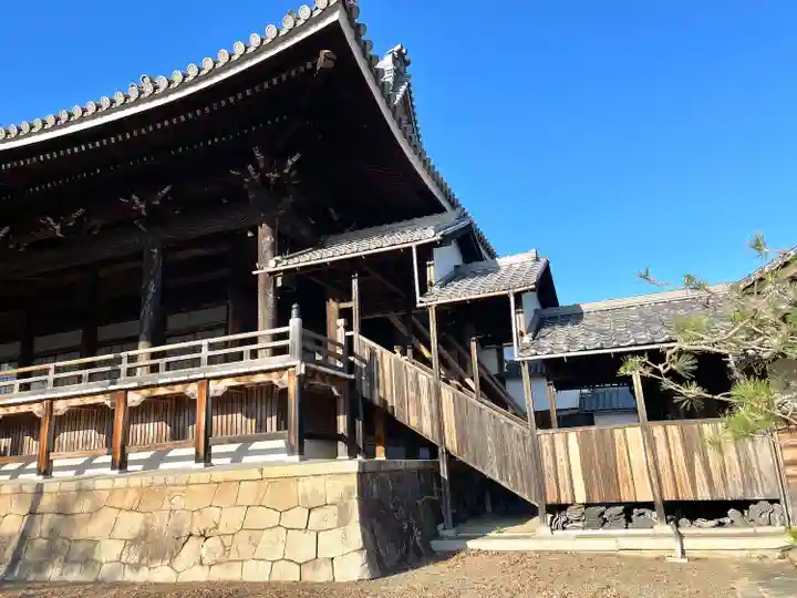 威徳閣本行寺(滋賀県)