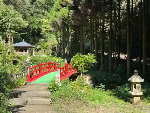 嶽之下宮奥宮(静岡県)