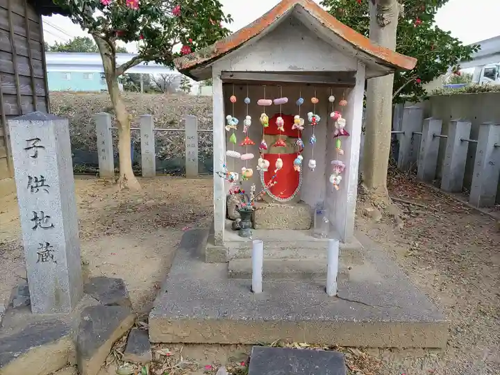 堀内子供薬師堂(瑠璃光寺)の末社・摂社