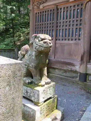 南宮神社の狛犬