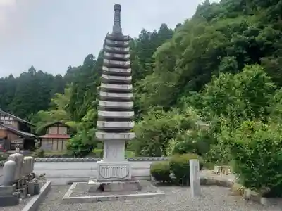 天正寺の塔
