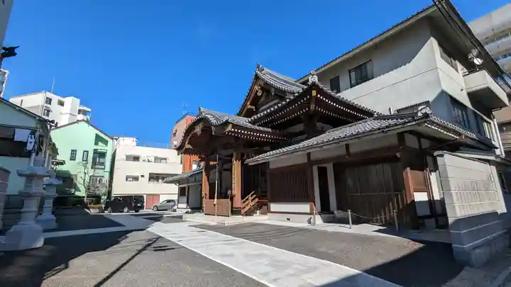 長國寺の本殿・本堂