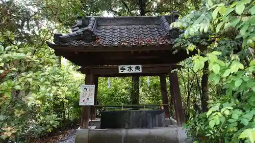 忍　諏訪神社・東照宮　の手水