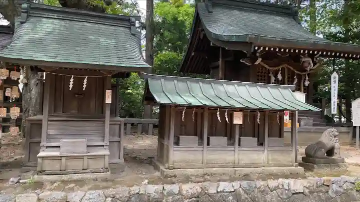 穂高神社本宮の末社・摂社