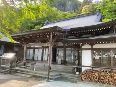 慈眼寺の本殿・本堂