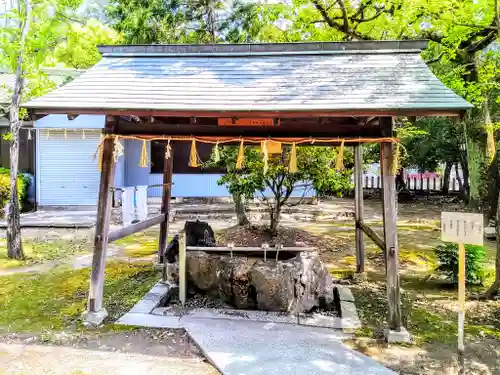 八幡神社の手水舎