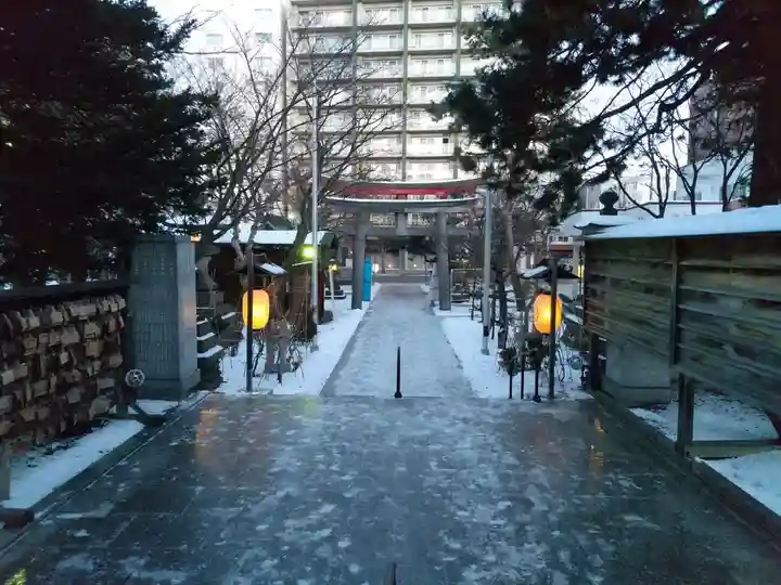 彌彦神社 (伊夜日子神社)の景色
