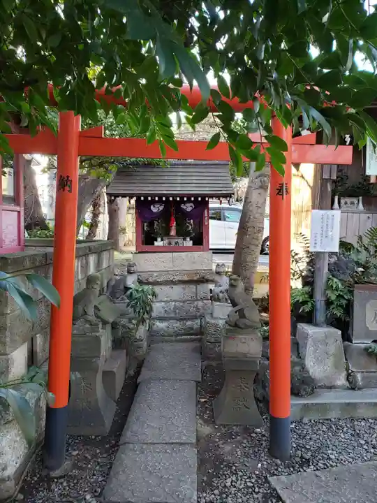 本郷氷川神社の末社・摂社