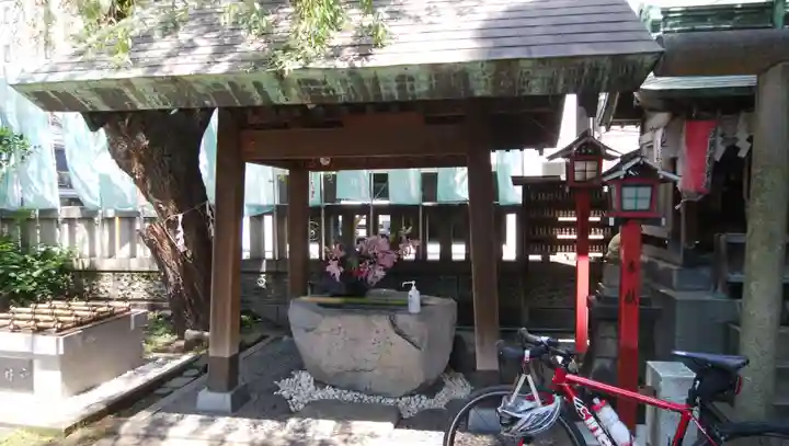 三島神社の手水舎