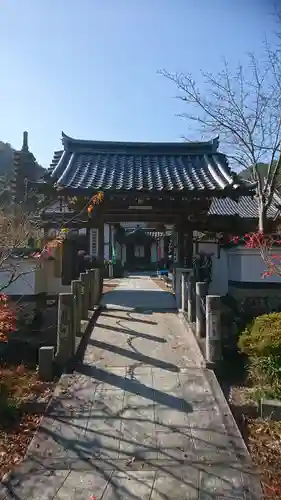 天台宗 五大山 白毫寺の山門・神門
