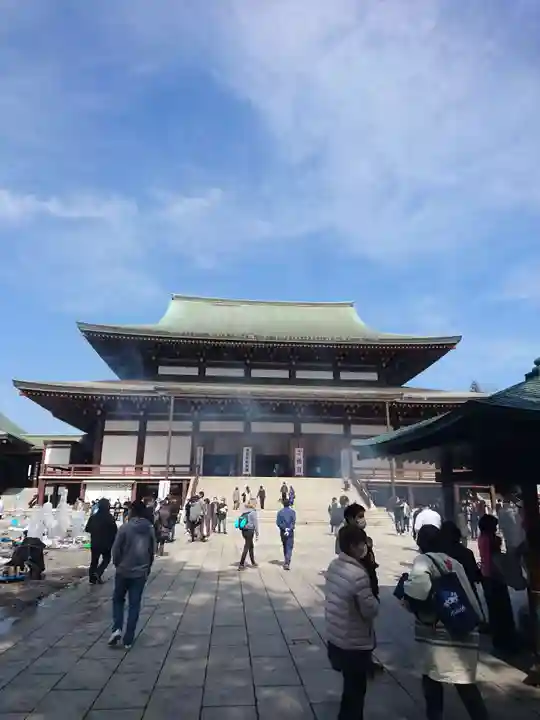 成田山新勝寺の本殿・本堂