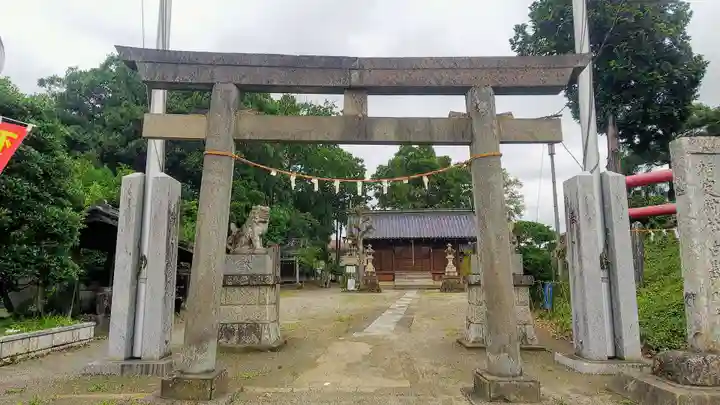 白髭神社の鳥居