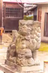 諏訪神社の狛犬