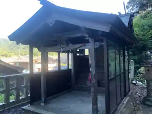 宇波西神社の末社・摂社
