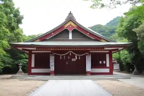 船津八幡神社の本殿