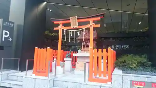 豊受稲荷神社の鳥居