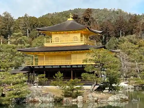 鹿苑寺（金閣寺）の{uncategorized: "未分類", other: "その他", undefined: "問題あり", building: "その他建物", grave: "お墓", sacred_gate: "鳥居", guardian: "狛犬", statue: "像", buddha: "仏像", history: "歴史", nature: "自然", garden: "庭園", animal: "動物", pagoda: "塔", temizu: "手水舎", mountain_gate: "山門・神門", sanctuary: "本殿・本堂", subordinate: "末社・摂社", art: "芸術", scenery: "景色", jizo: "地蔵", ema: "絵馬", goshuin: "御朱印", omikuji: "おみくじ", items: "授与品その他", amulet: "お守り", goshuincho: "御朱印帳", eats: "食事", festival: "お祭り", votive_dance: "神楽", shichigosan: "七五三参", wedding: "結婚式", experience: "体験その他", initially: "初詣", around: "周辺", anti_infection: "感染症対策"}