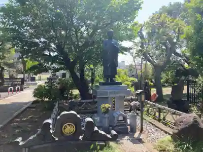 金剛寺の{uncategorized: "未分類", other: "その他", undefined: "問題あり", building: "その他建物", grave: "お墓", sacred_gate: "鳥居", guardian: "狛犬", statue: "像", buddha: "仏像", history: "歴史", nature: "自然", garden: "庭園", animal: "動物", pagoda: "塔", temizu: "手水舎", mountain_gate: "山門・神門", sanctuary: "本殿・本堂", subordinate: "末社・摂社", art: "芸術", scenery: "景色", jizo: "地蔵", ema: "絵馬", goshuin: "御朱印", omikuji: "おみくじ", items: "授与品その他", amulet: "お守り", goshuincho: "御朱印帳", eats: "食事", festival: "お祭り", votive_dance: "神楽", shichigosan: "七五三参", wedding: "結婚式", experience: "体験その他", initially: "初詣", around: "周辺", anti_infection: "感染症対策"}