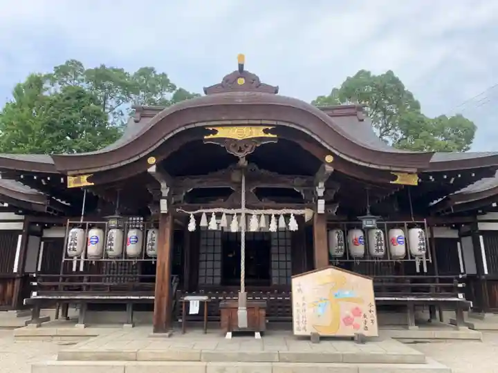 荒井神社の本殿・本堂