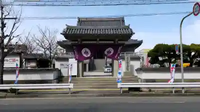 本願寺鷺森別院の{uncategorized: "未分類", other: "その他", undefined: "問題あり", building: "その他建物", grave: "お墓", sacred_gate: "鳥居", guardian: "狛犬", statue: "像", buddha: "仏像", history: "歴史", nature: "自然", garden: "庭園", animal: "動物", pagoda: "塔", temizu: "手水舎", mountain_gate: "山門・神門", sanctuary: "本殿・本堂", subordinate: "末社・摂社", art: "芸術", scenery: "景色", jizo: "地蔵", ema: "絵馬", goshuin: "御朱印", omikuji: "おみくじ", items: "授与品その他", amulet: "お守り", goshuincho: "御朱印帳", eats: "食事", festival: "お祭り", votive_dance: "神楽", shichigosan: "七五三参", wedding: "結婚式", experience: "体験その他", initially: "初詣", around: "周辺", anti_infection: "感染症対策"}
