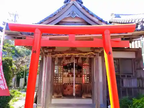 性慶院の末社・摂社