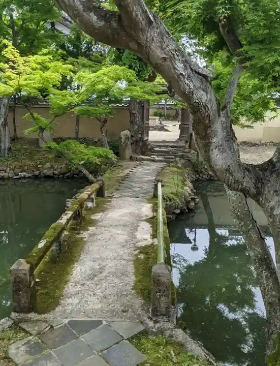 新薬師寺のその他建物