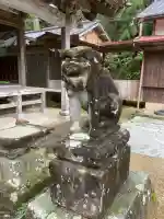 糸島市宇美八幡宮の{uncategorized: "未分類", other: "その他", undefined: "問題あり", building: "その他建物", grave: "お墓", sacred_gate: "鳥居", guardian: "狛犬", statue: "像", buddha: "仏像", history: "歴史", nature: "自然", garden: "庭園", animal: "動物", pagoda: "塔", temizu: "手水舎", mountain_gate: "山門・神門", sanctuary: "本殿・本堂", subordinate: "末社・摂社", art: "芸術", scenery: "景色", jizo: "地蔵", ema: "絵馬", goshuin: "御朱印", omikuji: "おみくじ", items: "授与品その他", amulet: "お守り", goshuincho: "御朱印帳", eats: "食事", festival: "お祭り", votive_dance: "神楽", shichigosan: "七五三参", wedding: "結婚式", experience: "体験その他", initially: "初詣", around: "周辺", anti_infection: "感染症対策"}