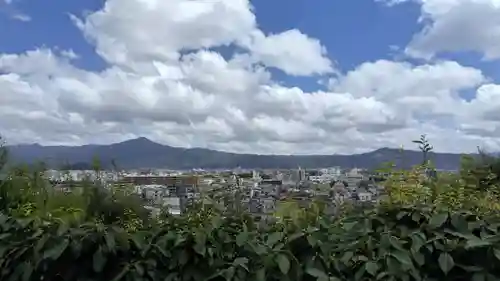 建勲神社の景色