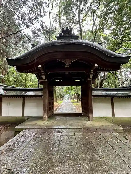 豊国廟(豊国神社飛地境内)の山門・神門