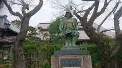 妙行寺の像