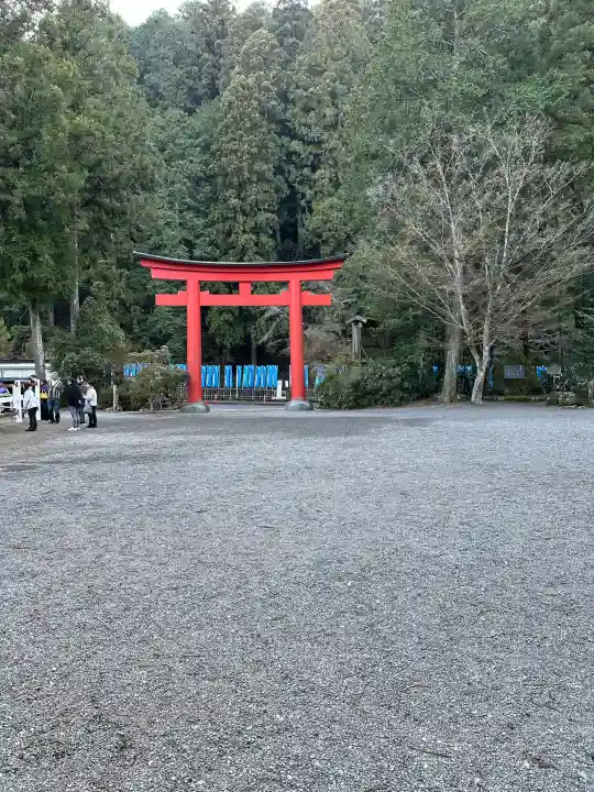 丹生川上神社(下社)の{uncategorized: "未分類", other: "その他", undefined: "問題あり", building: "その他建物", grave: "お墓", sacred_gate: "鳥居", guardian: "狛犬", statue: "像", buddha: "仏像", history: "歴史", nature: "自然", garden: "庭園", animal: "動物", pagoda: "塔", temizu: "手水舎", mountain_gate: "山門・神門", sanctuary: "本殿・本堂", subordinate: "末社・摂社", art: "芸術", scenery: "景色", jizo: "地蔵", ema: "絵馬", goshuin: "御朱印", omikuji: "おみくじ", items: "授与品その他", amulet: "お守り", goshuincho: "御朱印帳", eats: "食事", festival: "お祭り", votive_dance: "神楽", shichigosan: "七五三参", wedding: "結婚式", experience: "体験その他", initially: "初詣", around: "周辺", anti_infection: "感染症対策"}