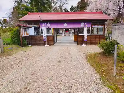 羽生天神社の{uncategorized: "未分類", other: "その他", undefined: "問題あり", building: "その他建物", grave: "お墓", sacred_gate: "鳥居", guardian: "狛犬", statue: "像", buddha: "仏像", history: "歴史", nature: "自然", garden: "庭園", animal: "動物", pagoda: "塔", temizu: "手水舎", mountain_gate: "山門・神門", sanctuary: "本殿・本堂", subordinate: "末社・摂社", art: "芸術", scenery: "景色", jizo: "地蔵", ema: "絵馬", goshuin: "御朱印", omikuji: "おみくじ", items: "授与品その他", amulet: "お守り", goshuincho: "御朱印帳", eats: "食事", festival: "お祭り", votive_dance: "神楽", shichigosan: "七五三参", wedding: "結婚式", experience: "体験その他", initially: "初詣", around: "周辺", anti_infection: "感染症対策"}