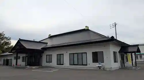 顕勝寺の本殿・本堂