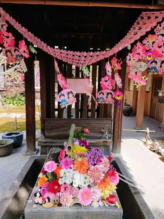 勝林寺の手水舎