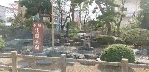 浅間神社の庭園