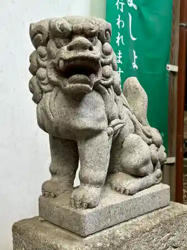 若一神社の狛犬