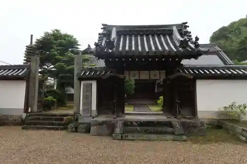 矢田寺の山門