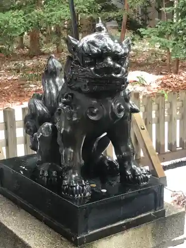 穂多木神社の狛犬