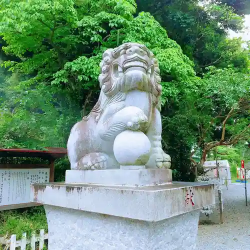 東沼神社の狛犬