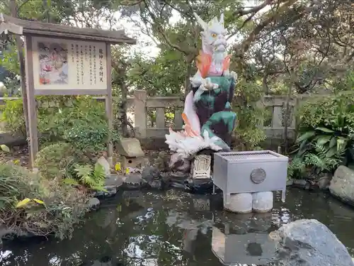 江島神社の末社