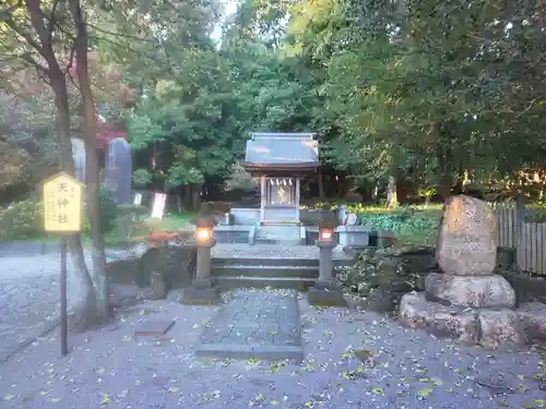 富士山本宮浅間大社の末社・摂社