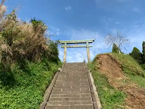 八幡神社の鳥居