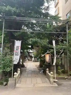 小野照崎神社の鳥居