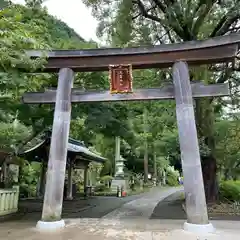 高麗神社の鳥居