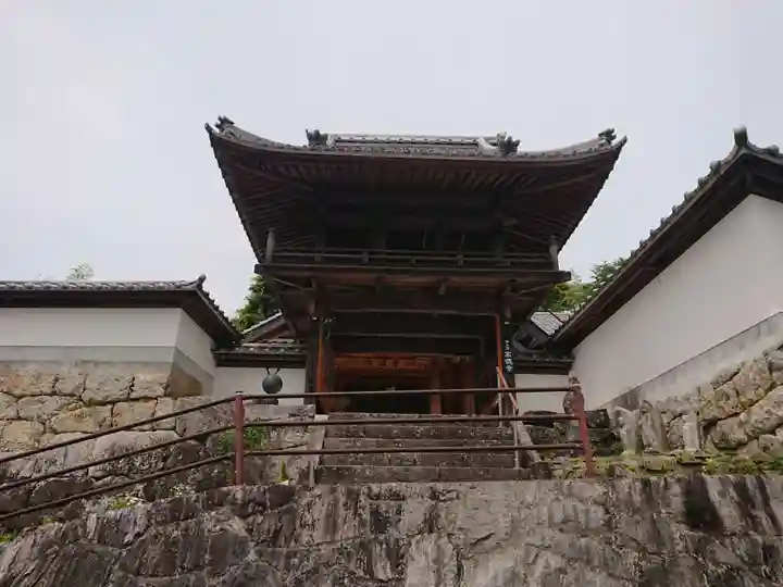 高徳寺の山門・神門