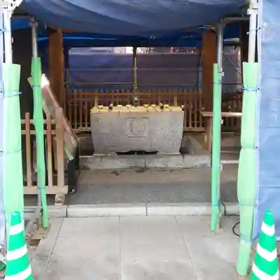 中野沼袋氷川神社の手水舎