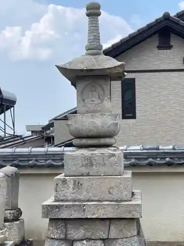 光明寺の塔