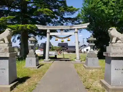 徳市神明社の鳥居