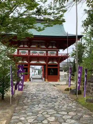 飯野八幡宮の山門