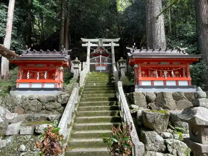 岩神社(奈良県)